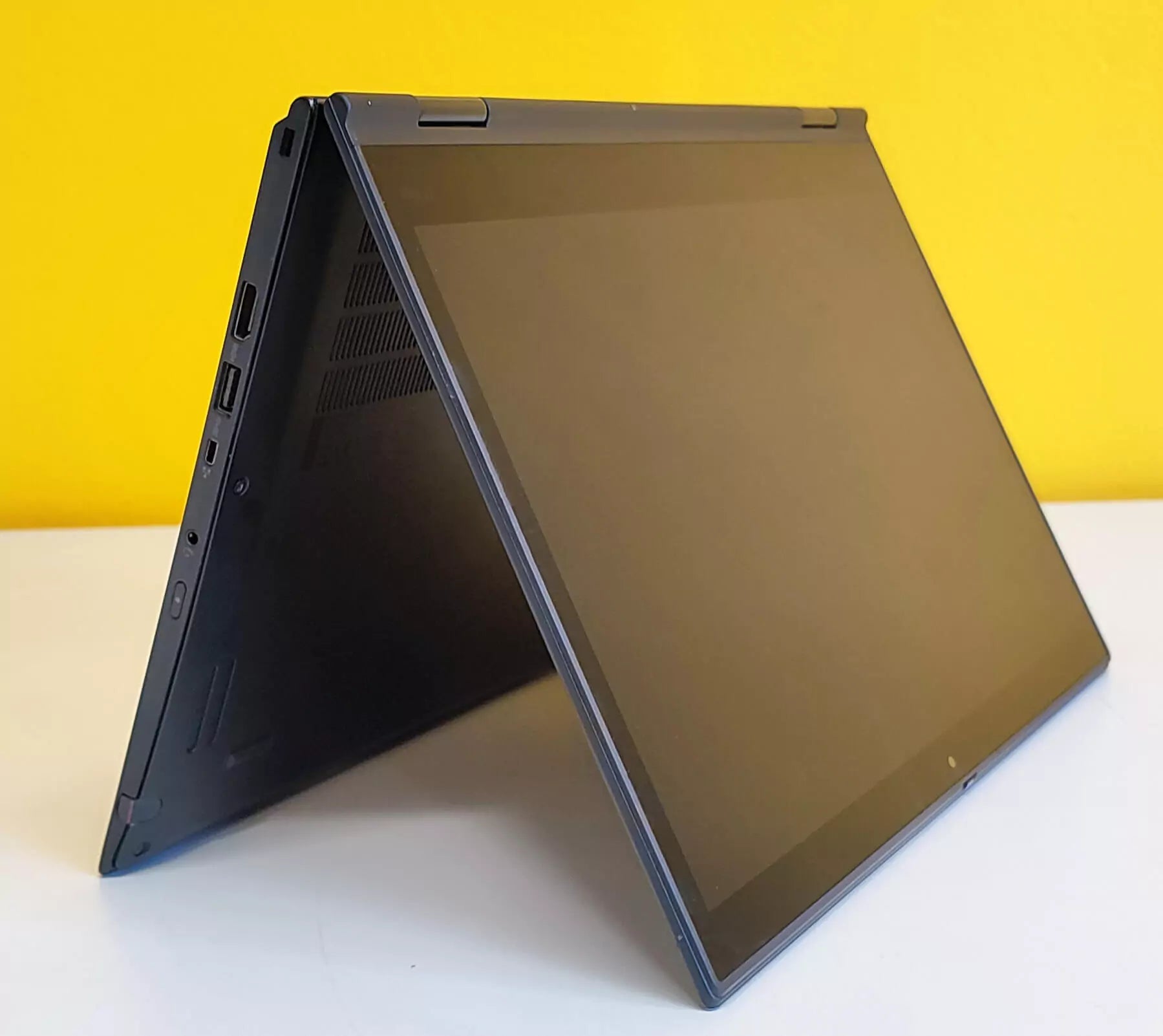 Lenovo ThinkPad X1 Yoga 2 Lenovo ThinkPad X1 Yoga 2